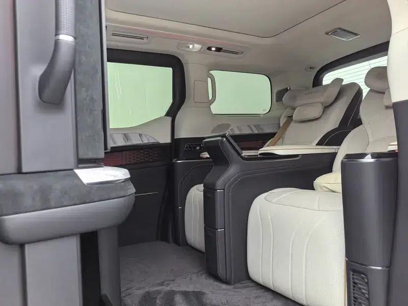 ZEEKR 009 2024 Model AWD 108kWh — миниатюра 8