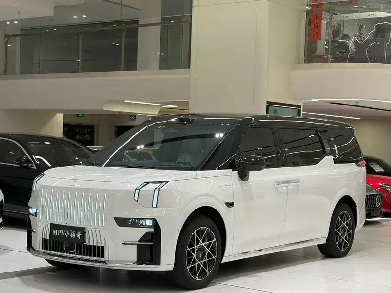 ZEEKR 009 2024 Model, 7-Seat Aisle Version, 2WD, 108kWh — миниатюра 1
