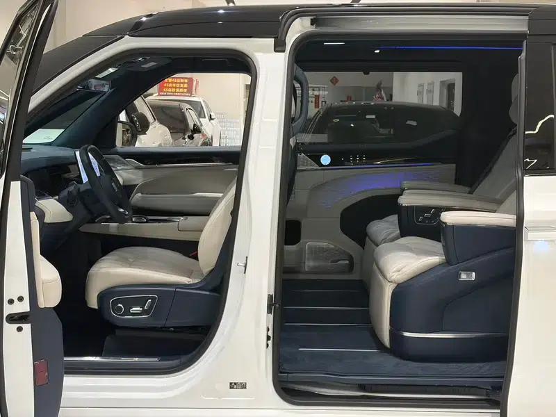 ZEEKR 009 2024 Model, 7-Seat Aisle Version, 2WD, 108kWh — миниатюра 20