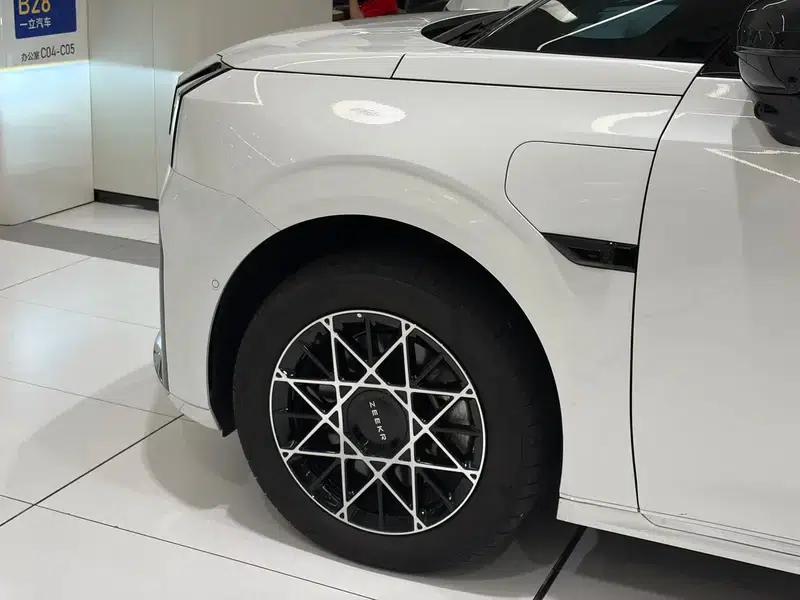 ZEEKR 009 2024 Model, 7-Seat Aisle Version, 2WD, 108kWh — миниатюра 8