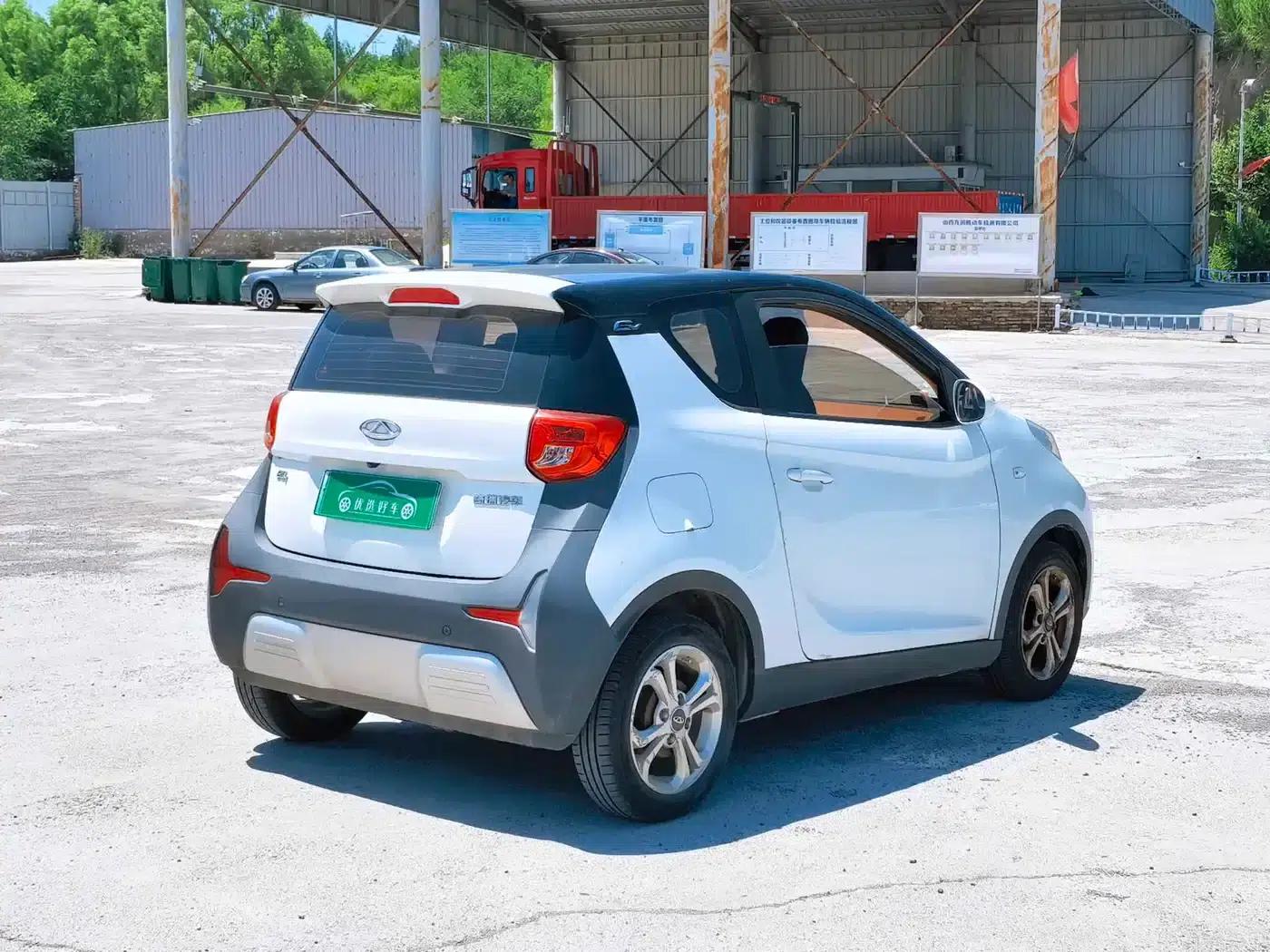 Little Ant 2018 400 4-seater Smart Edition — миниатюра 4