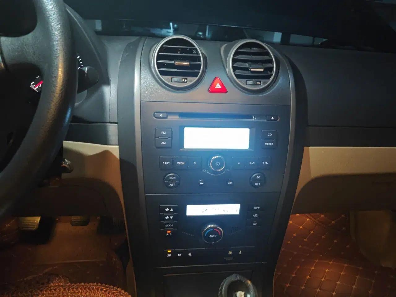 Haval H5 Classic 2012 European-style Model Green & Quiet 2.0T Manual 4x4 Comfort Version — миниатюра 13