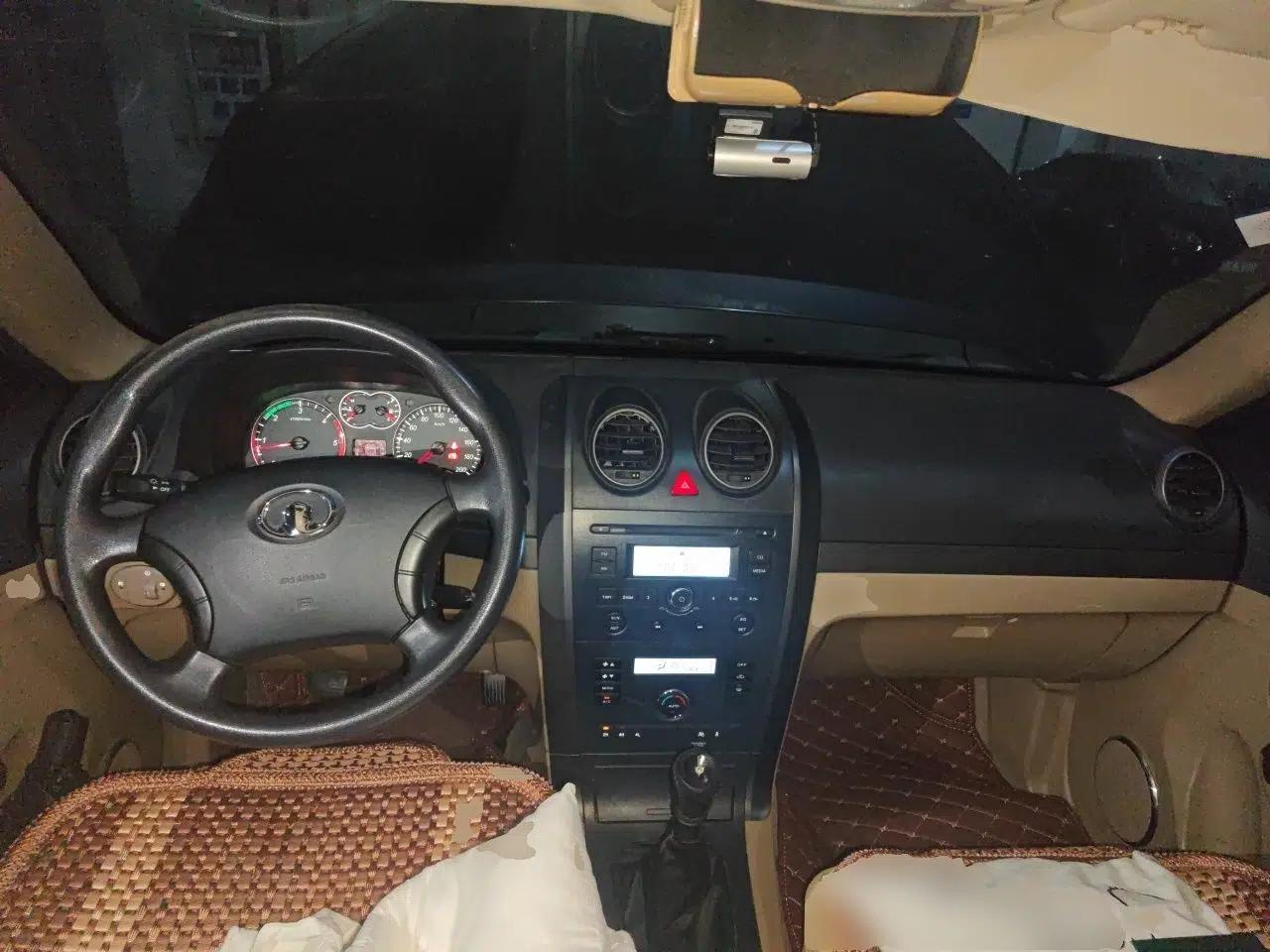 Haval H5 Classic 2012 European-style Model Green & Quiet 2.0T Manual 4x4 Comfort Version — миниатюра 9