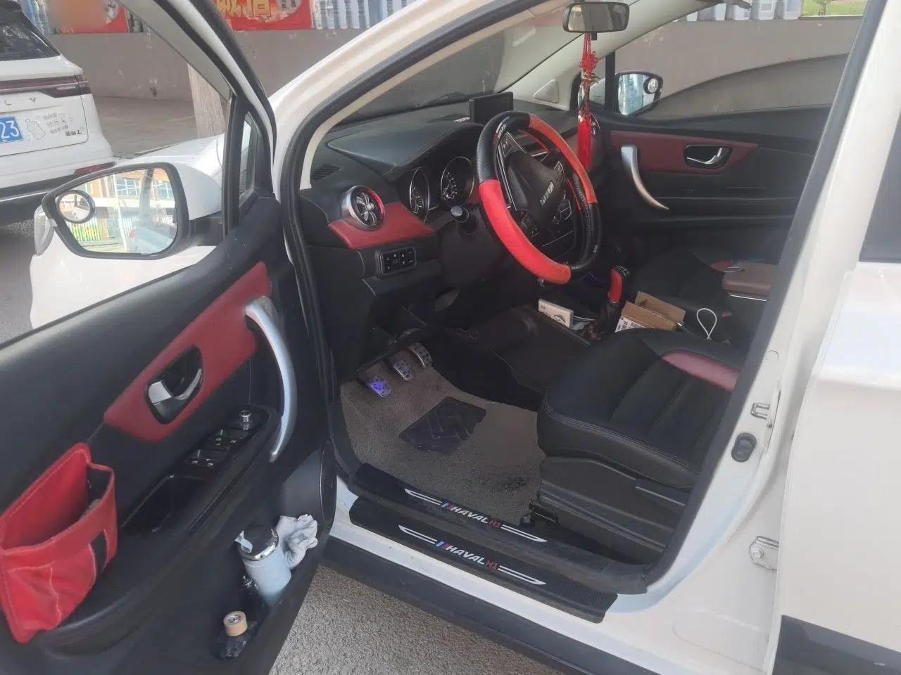 Haval H1 2015 1.5L Manual Luxury Model — миниатюра 16
