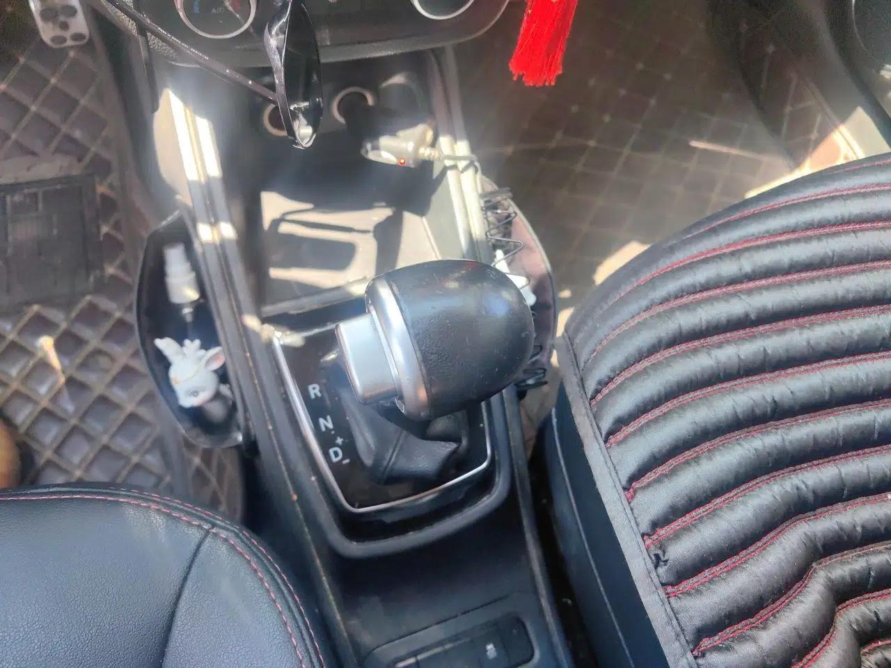 Haval H1 2016 Revised Version Blue Badge 1.5L AMT Comfort Edition — миниатюра 14