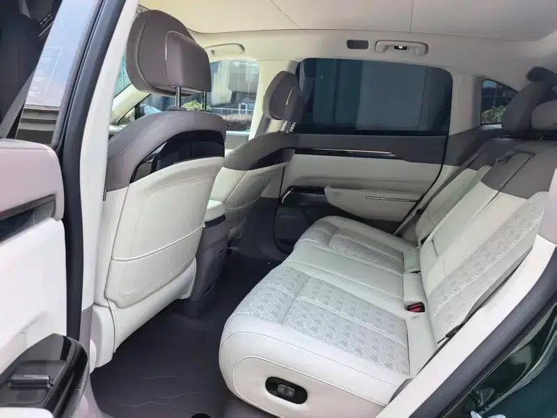 ZEEKR 7X 2025 75kWh Rear-Wheel Drive Intelligent Driving Edition — миниатюра 11