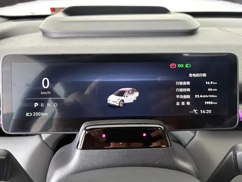 ZEEKR X 2025 Five-Seat AWD Sport Edition — миниатюра 10