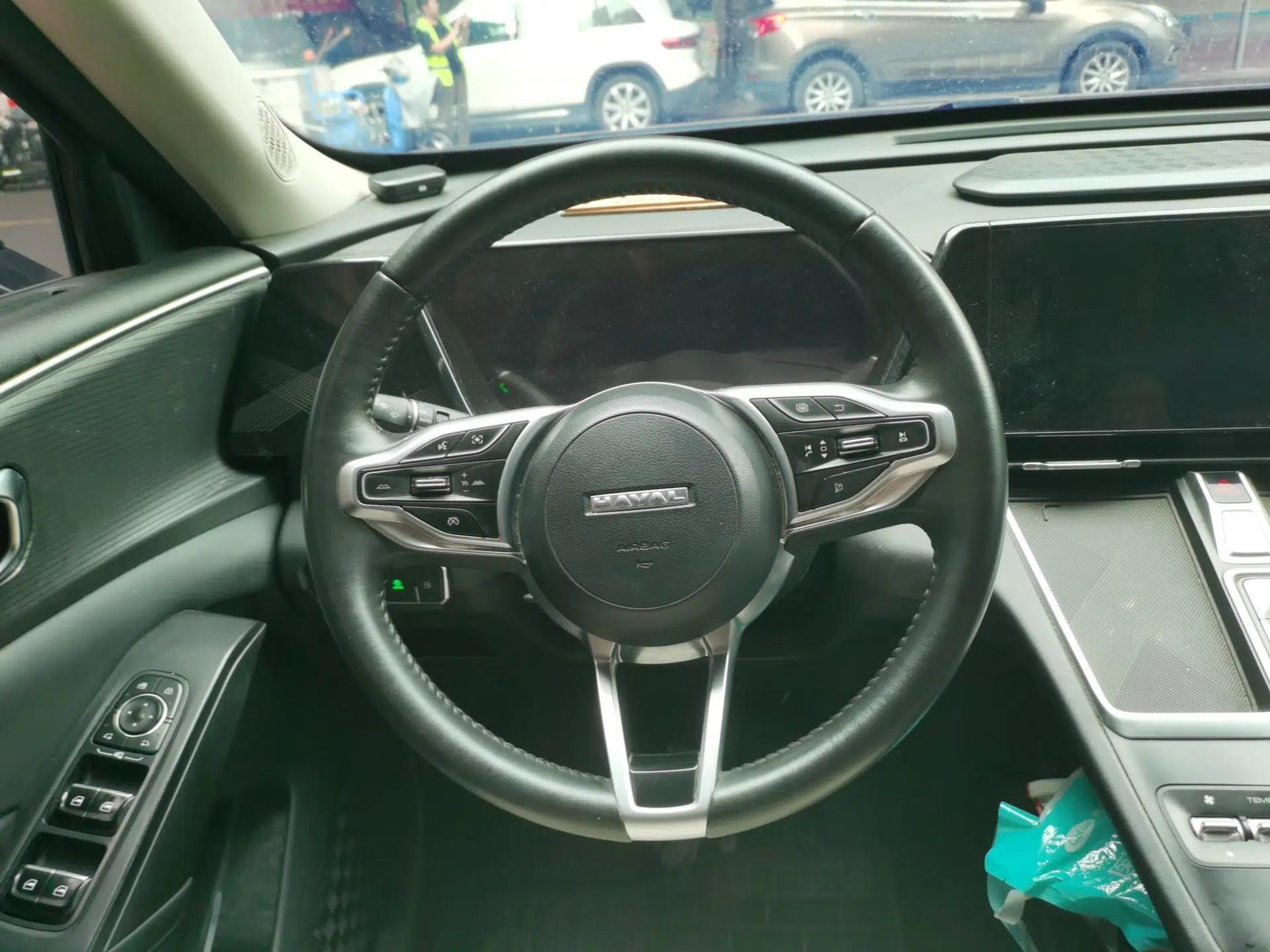 Haval Fierce Dragon Max 2023 1.5L Hi4 105 Four-Wheel Drive Navigation Edition — миниатюра 10