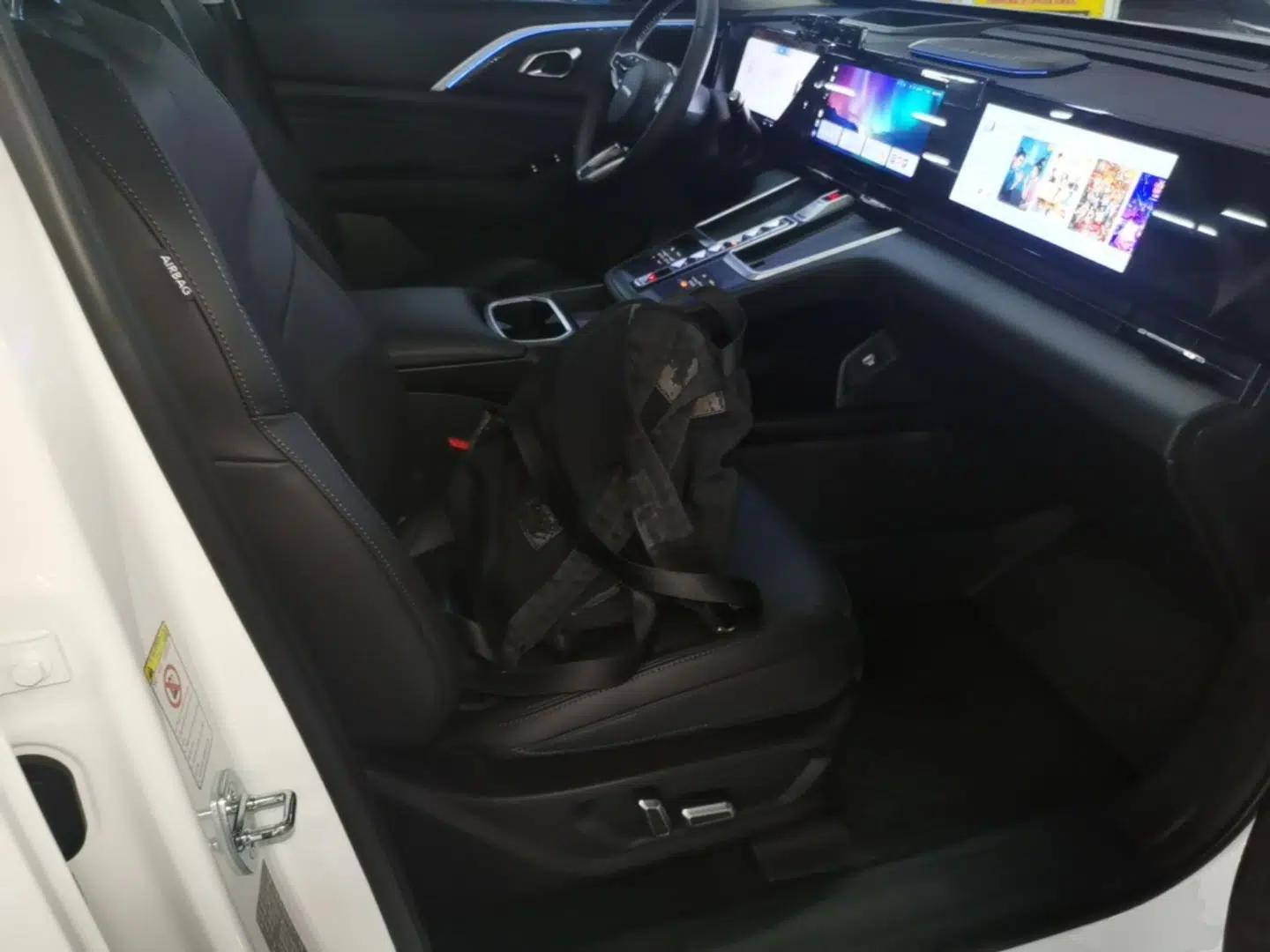 Haval Fierce Dragon Max 2023 1.5L Hi4 105 Four-Wheel Drive Smart Flagship Edition — миниатюра 19
