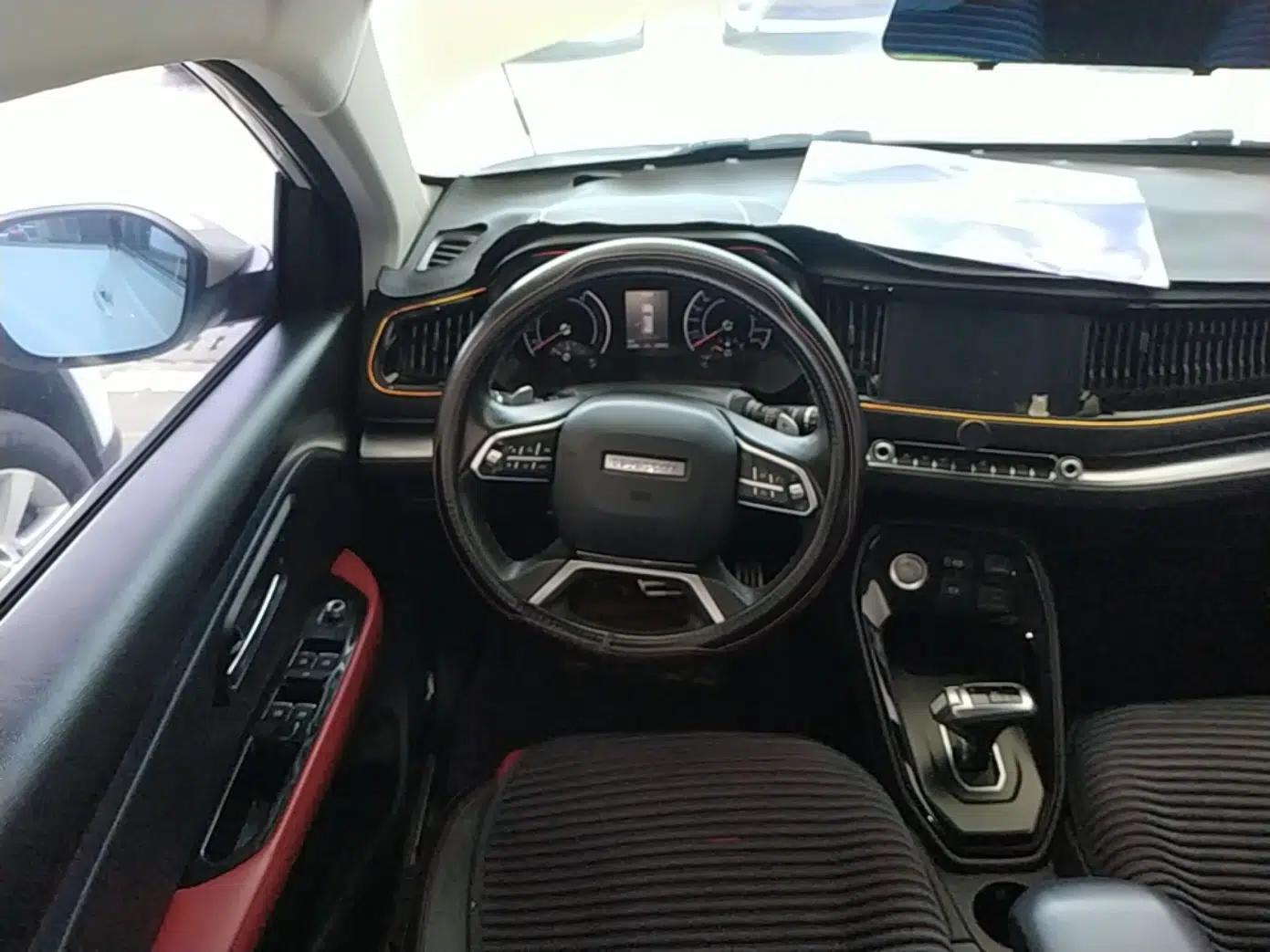 Haval H2s 2017 Blue Label 1.5T Dual-Clutch Luxury Model — миниатюра 13