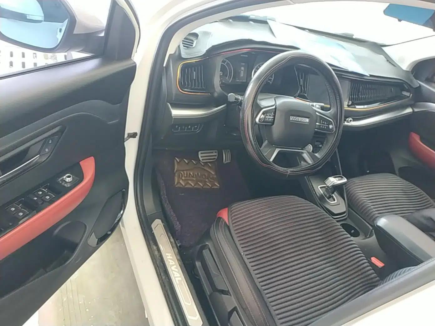 Haval H2s 2017 Blue Label 1.5T Dual-Clutch Luxury Model — миниатюра 18