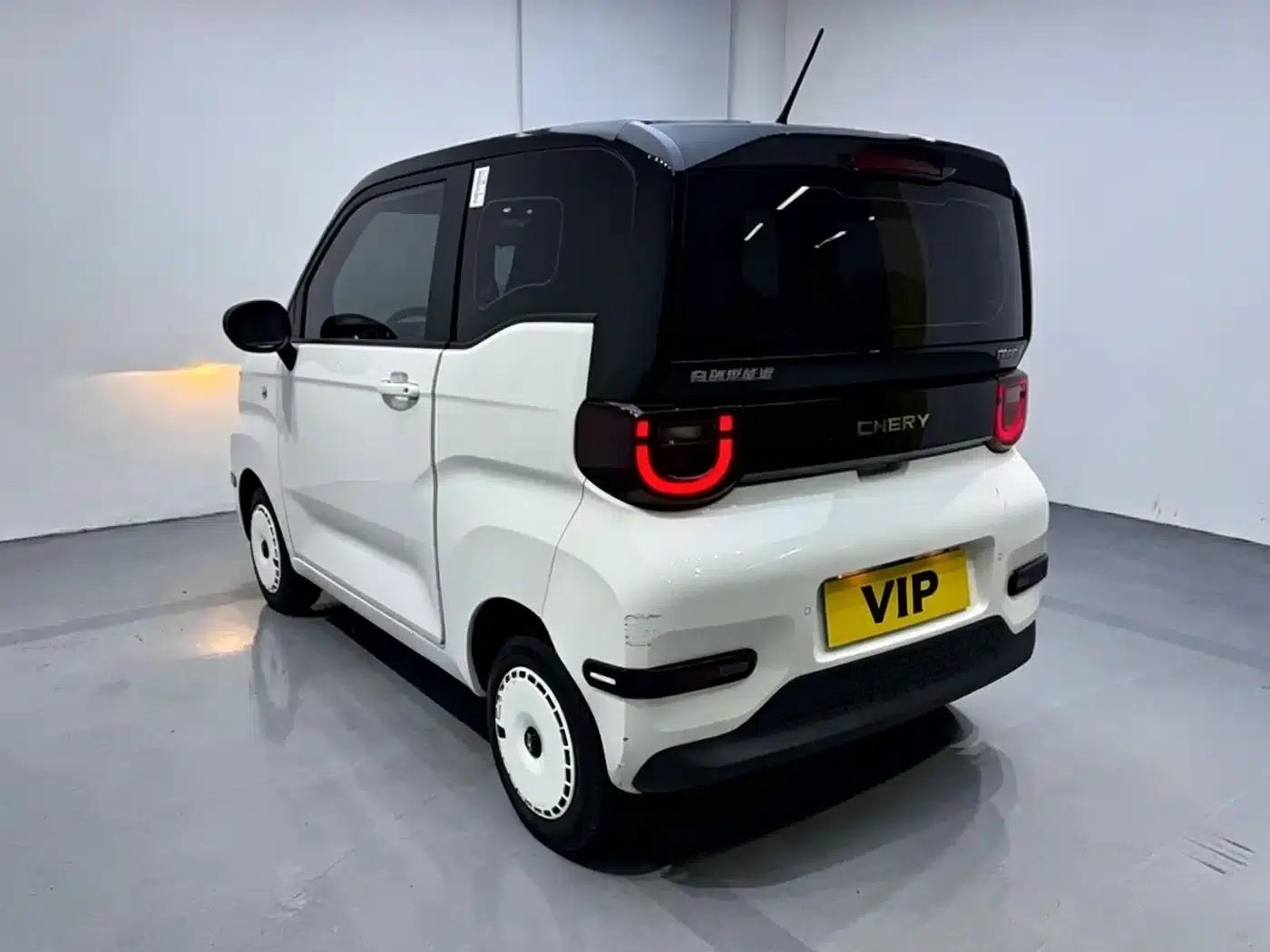 QQ Ice Cream 2024 Model (Facelift) 170km/h Sundae — миниатюра 2
