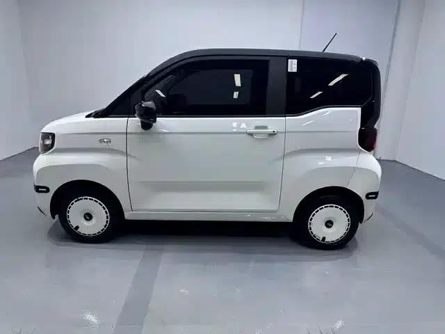 QQ Ice Cream 2024 Model (Facelift) 170km/h Sundae — миниатюра 9