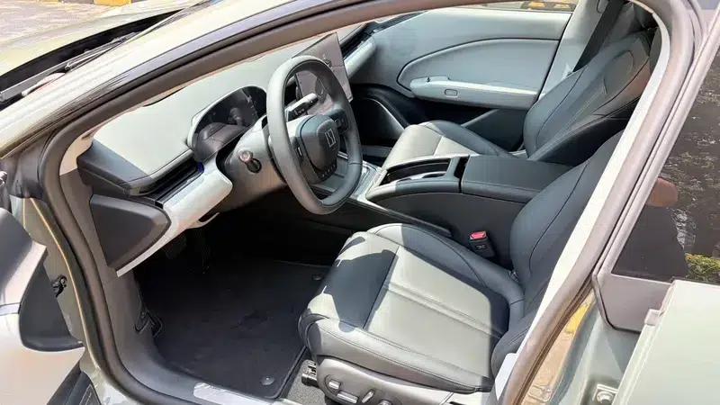ZEEKR 007 2025 Rear-Wheel Drive Intelligent Driving Edition 75kWh — миниатюра 8
