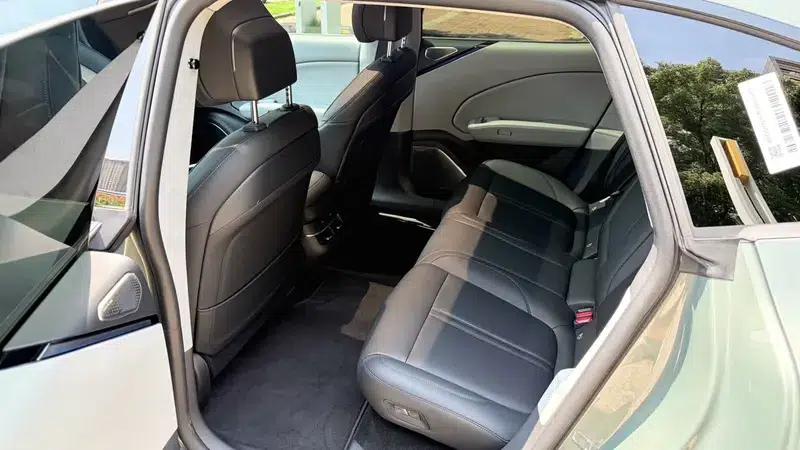 ZEEKR 007 2025 Rear-Wheel Drive Intelligent Driving Edition 75kWh — миниатюра 9