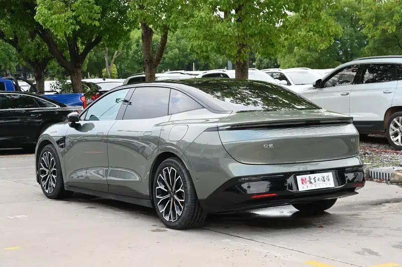 ZEEKR 007 2025 Long Range Rear-Wheel Drive Intelligent Driving Edition 100kWh — миниатюра 4