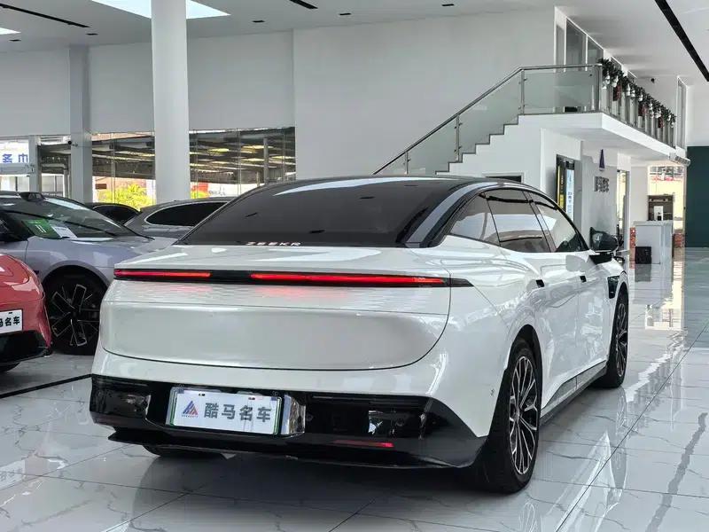 ZEEKR 007 2025 Long Range Rear-Wheel Drive Intelligent Driving Edition 100kWh — миниатюра 6