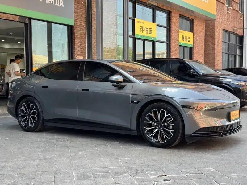 ZEEKR 007 2024 Rear-Wheel Drive Intelligent Driving Edition 100kWh — миниатюра 3