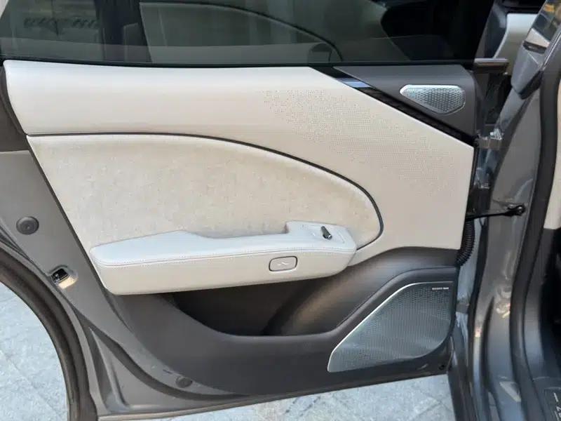 ZEEKR 007 2024 Rear-Wheel Drive Intelligent Driving Edition 100kWh — миниатюра 9
