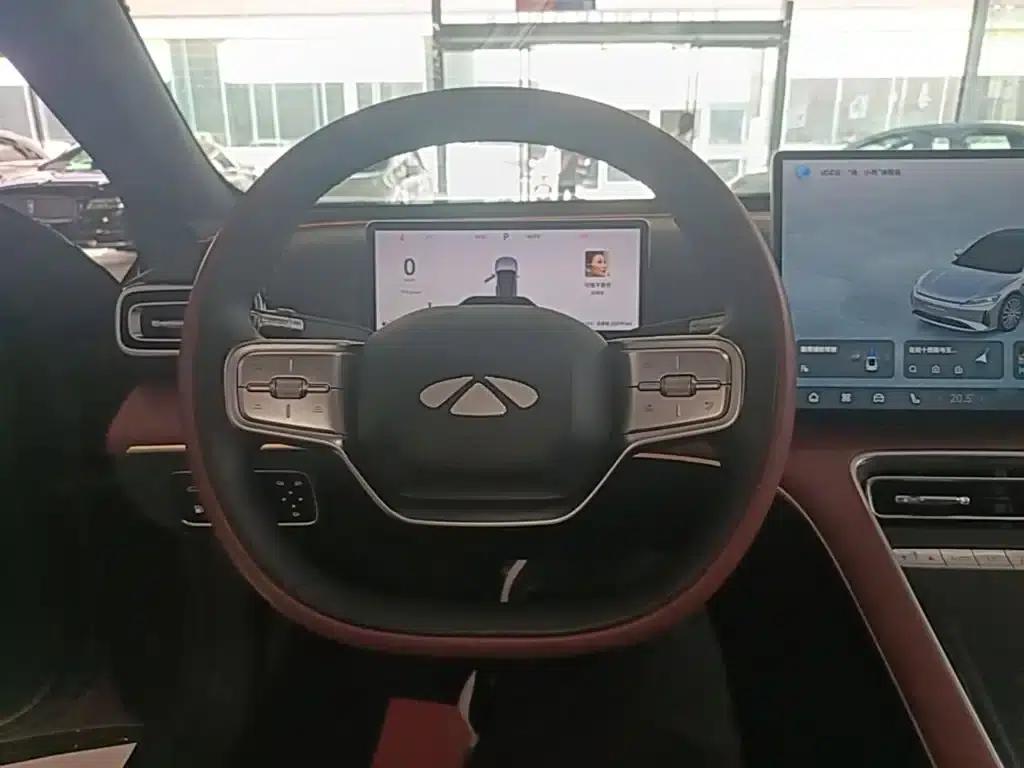 Fengyun A9L 2025 All-Wheel Drive High-Performance Peak Edition — миниатюра 11