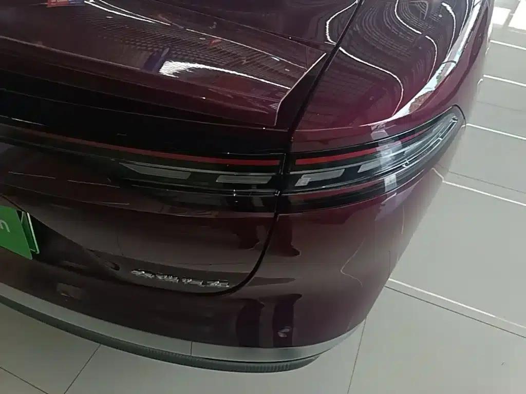 Fengyun A9L 2025 All-Wheel Drive High-Performance Peak Edition — миниатюра 8