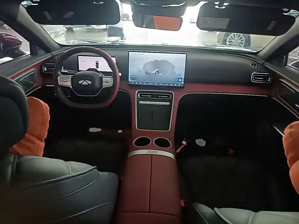Fengyun A9L 2025 All-Wheel Drive High-Performance Peak Edition — миниатюра 10