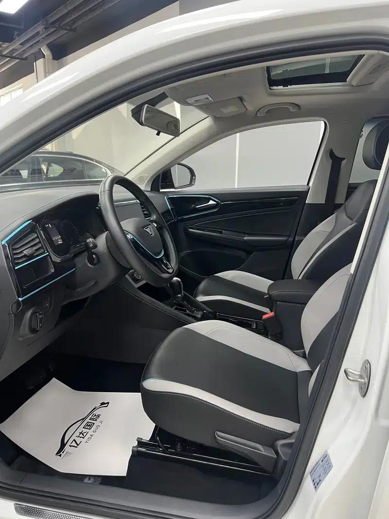 Jetta VS5 2023 280TSI Automatic High-Gloss Enjoy Edition — миниатюра 19