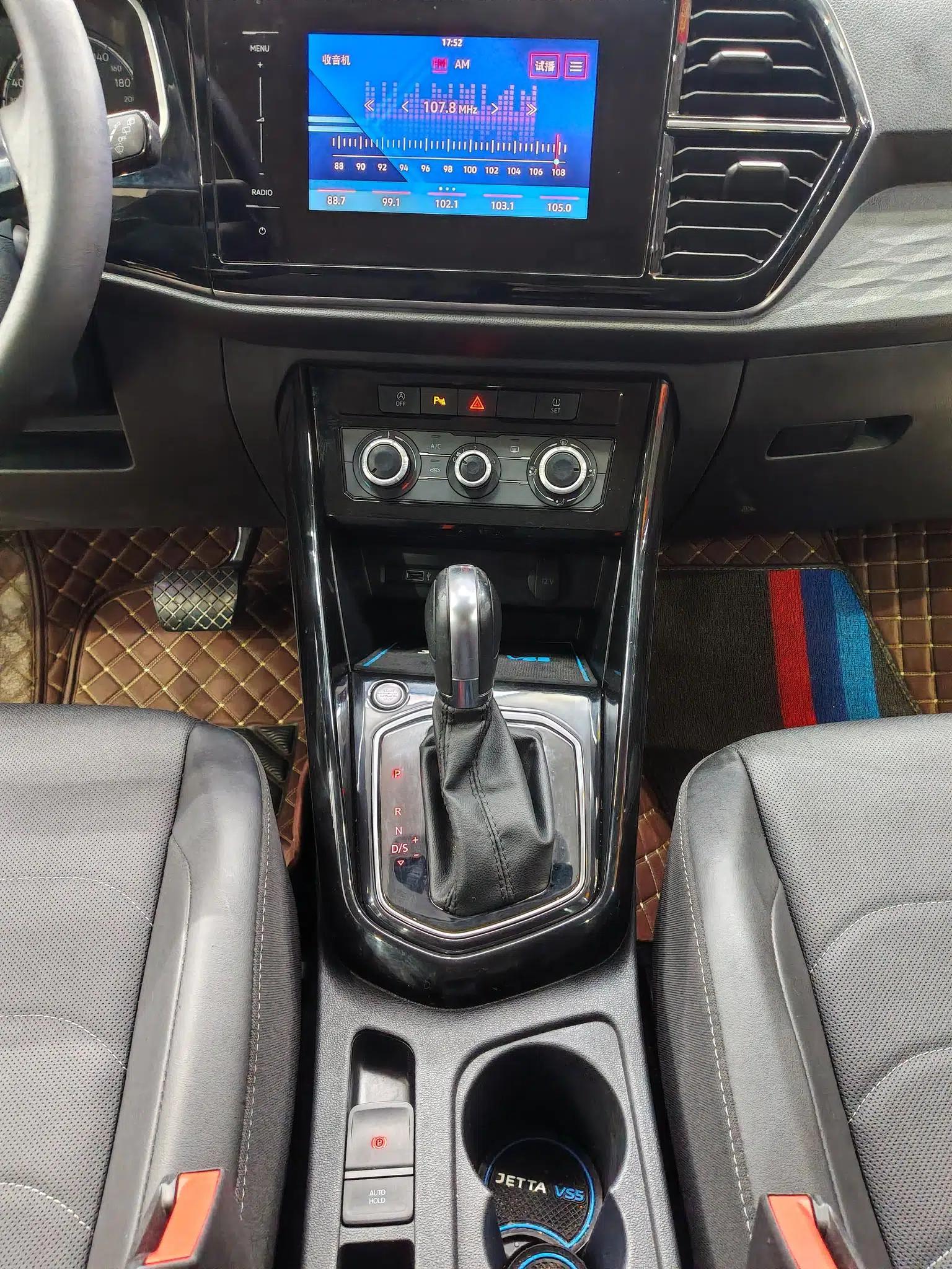 Jetta VS5 2022 280TSI Automatic Glory Edition Pro — миниатюра 7