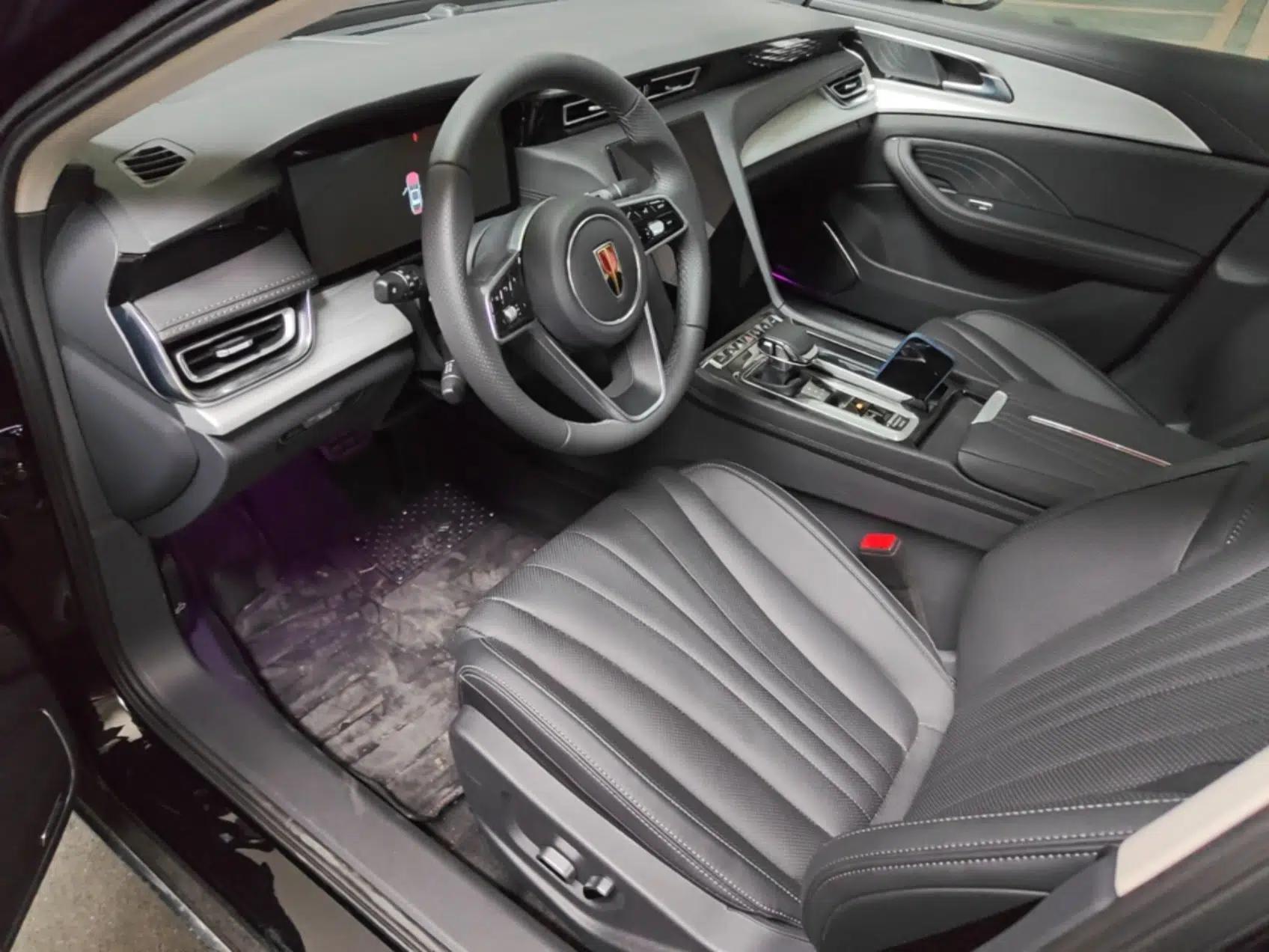 Hongqi H5 2025 2.0T Automatic Flagship 500 000th Unit Anniversary Edition — миниатюра 18