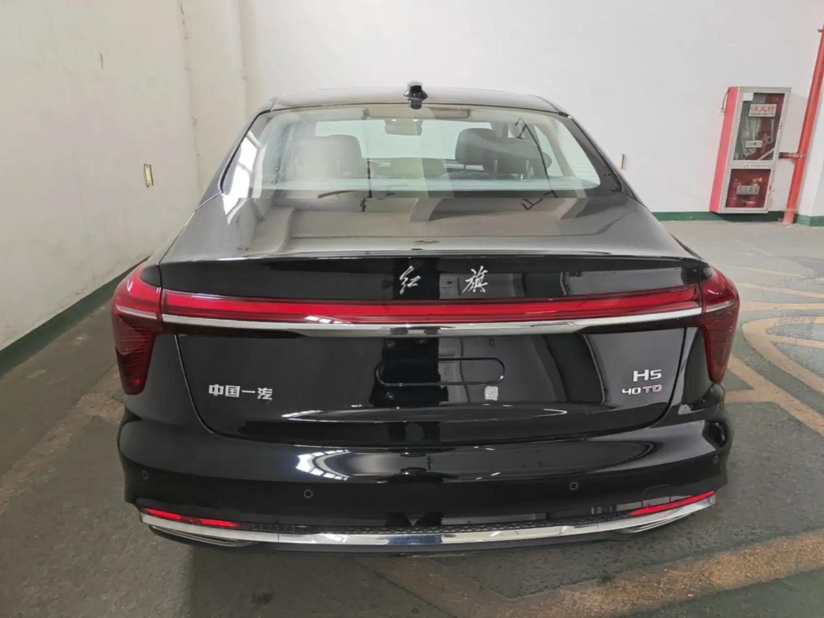 Hongqi H5 2025 2.0T Automatic Flagship 500 000th Unit Anniversary Edition — миниатюра 5