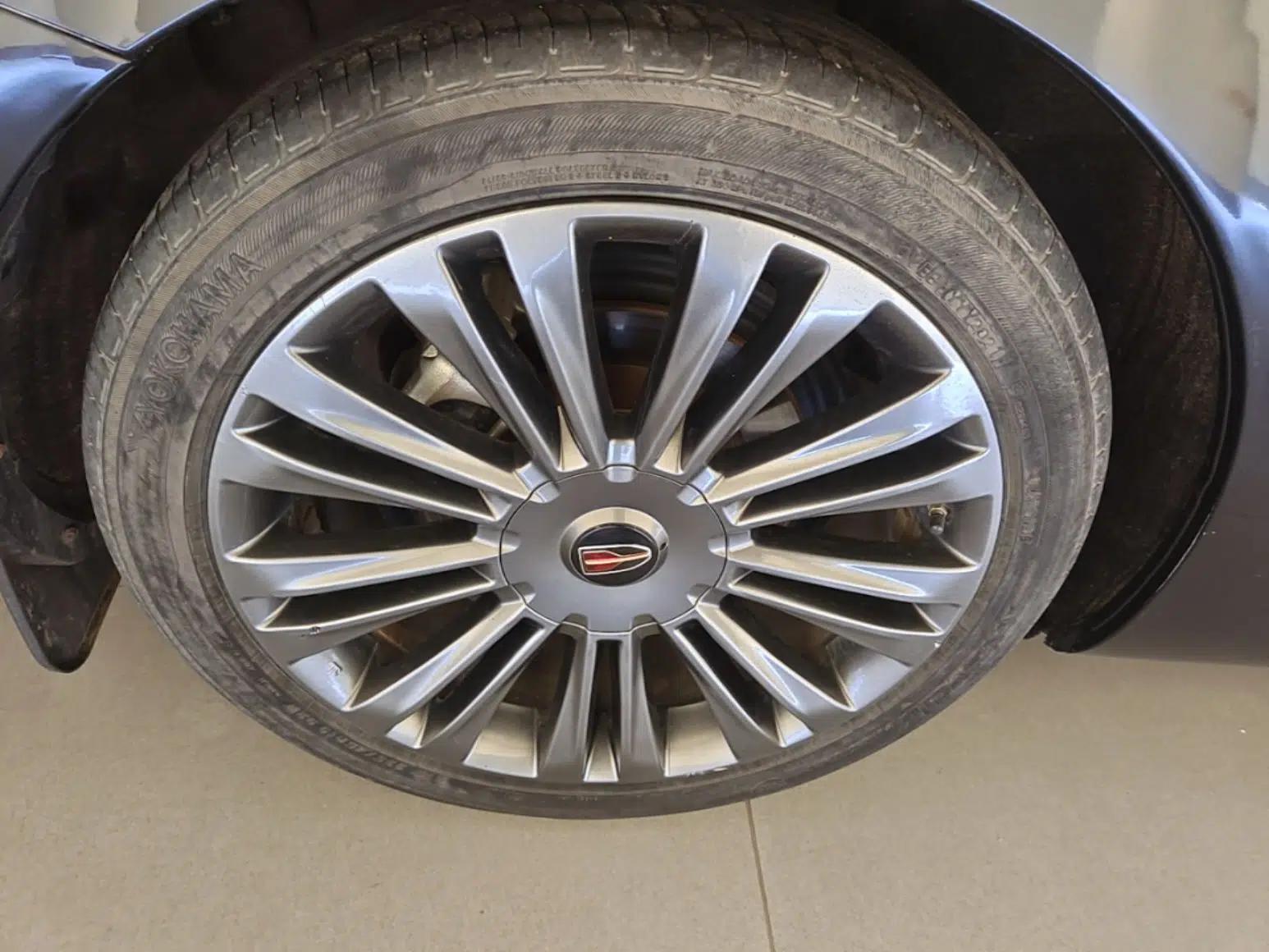Hongqi H5 2020 1.8T Automatic Smart Connect Flagship Edition — миниатюра 11