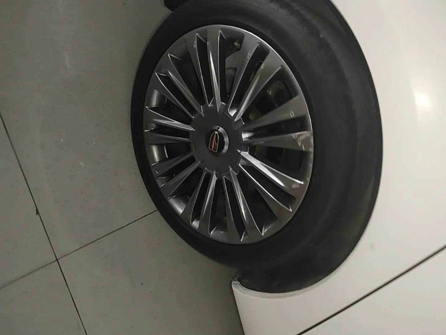Hongqi H5 2020 1.8T Automatic Smart Connect Flagship Edition — миниатюра 11