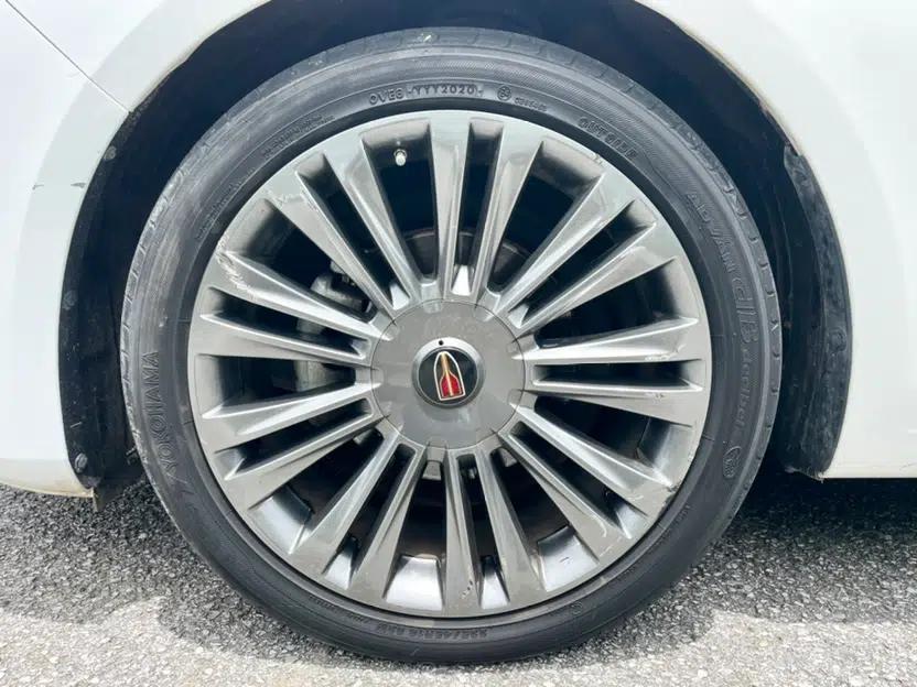 Hongqi H5 2020 1.8T Automatic Smart Connect Flagship Edition — миниатюра 18