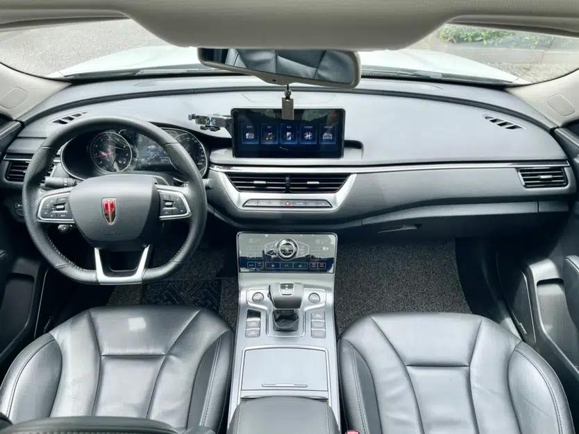 Hongqi H5 2020 1.8T Automatic Smart Connect Flagship Edition — миниатюра 31