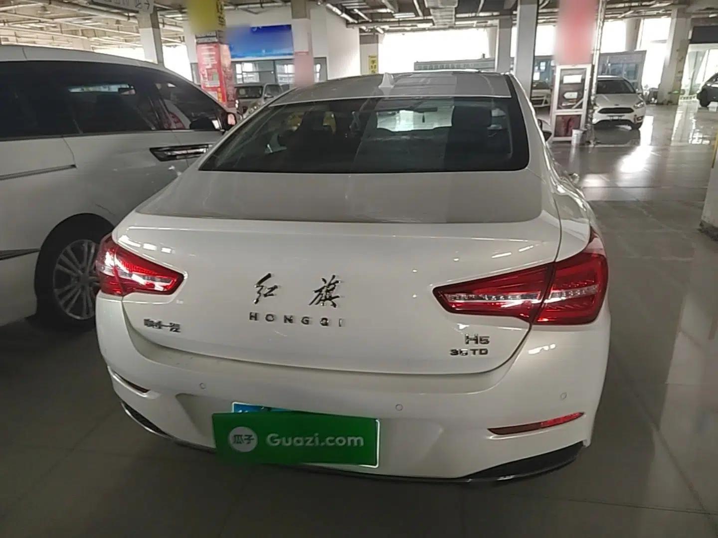 Hongqi H5 2020 1.8T Automatic Smart Connect Flagship Edition — миниатюра 5