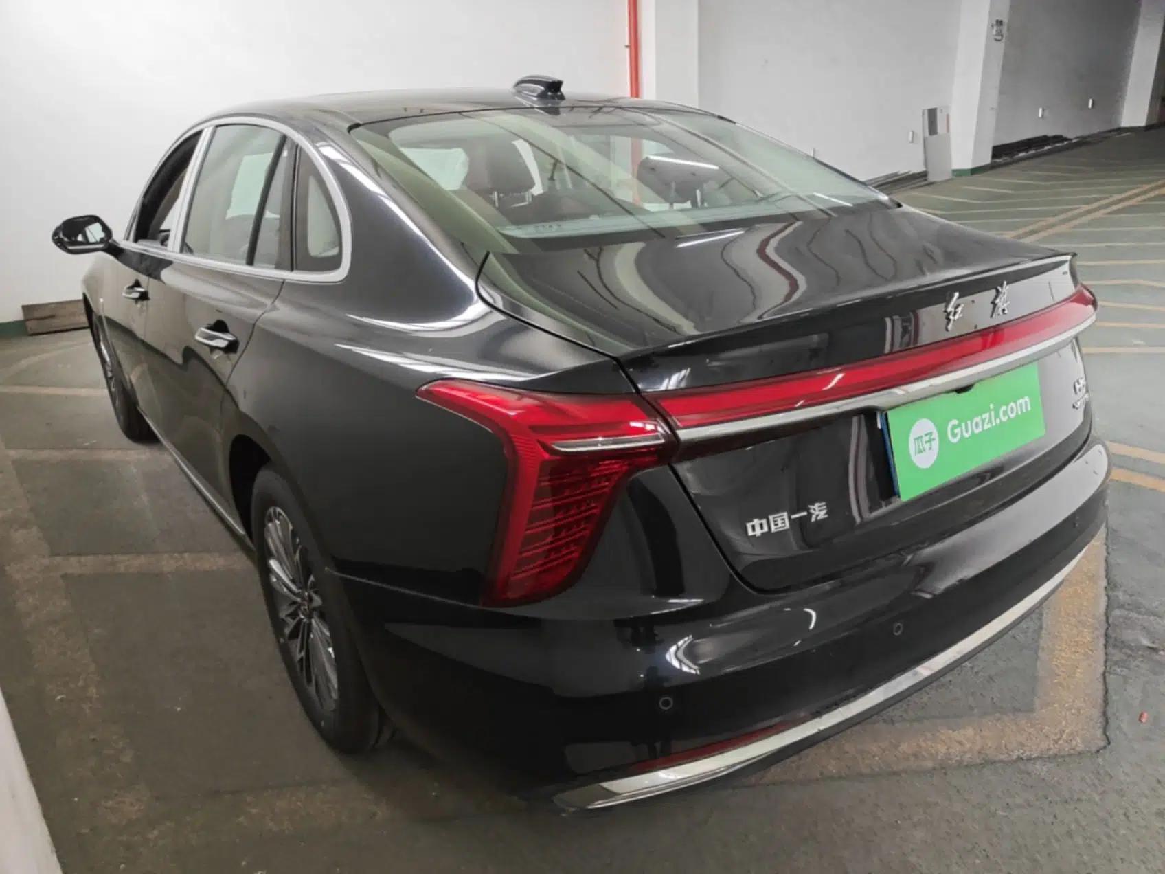 Hongqi H5 2025 2.0T Automatic Flagship 500 000th Unit Anniversary Edition — миниатюра 4