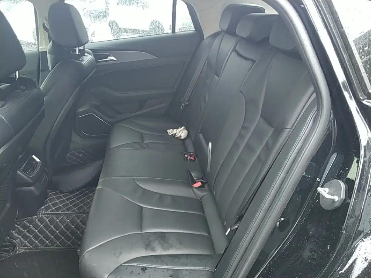 Hongqi H5 2022 Classic Model Facelift 1.5T DCT Qiyun Edition — миниатюра 20