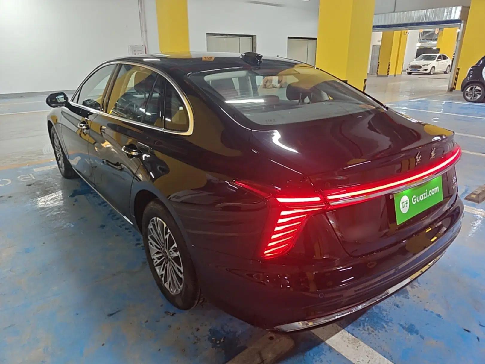 Hongqi H5 2025 1.5T DCT Qiyun 500 000th Unit Commemorative Edition — миниатюра 4