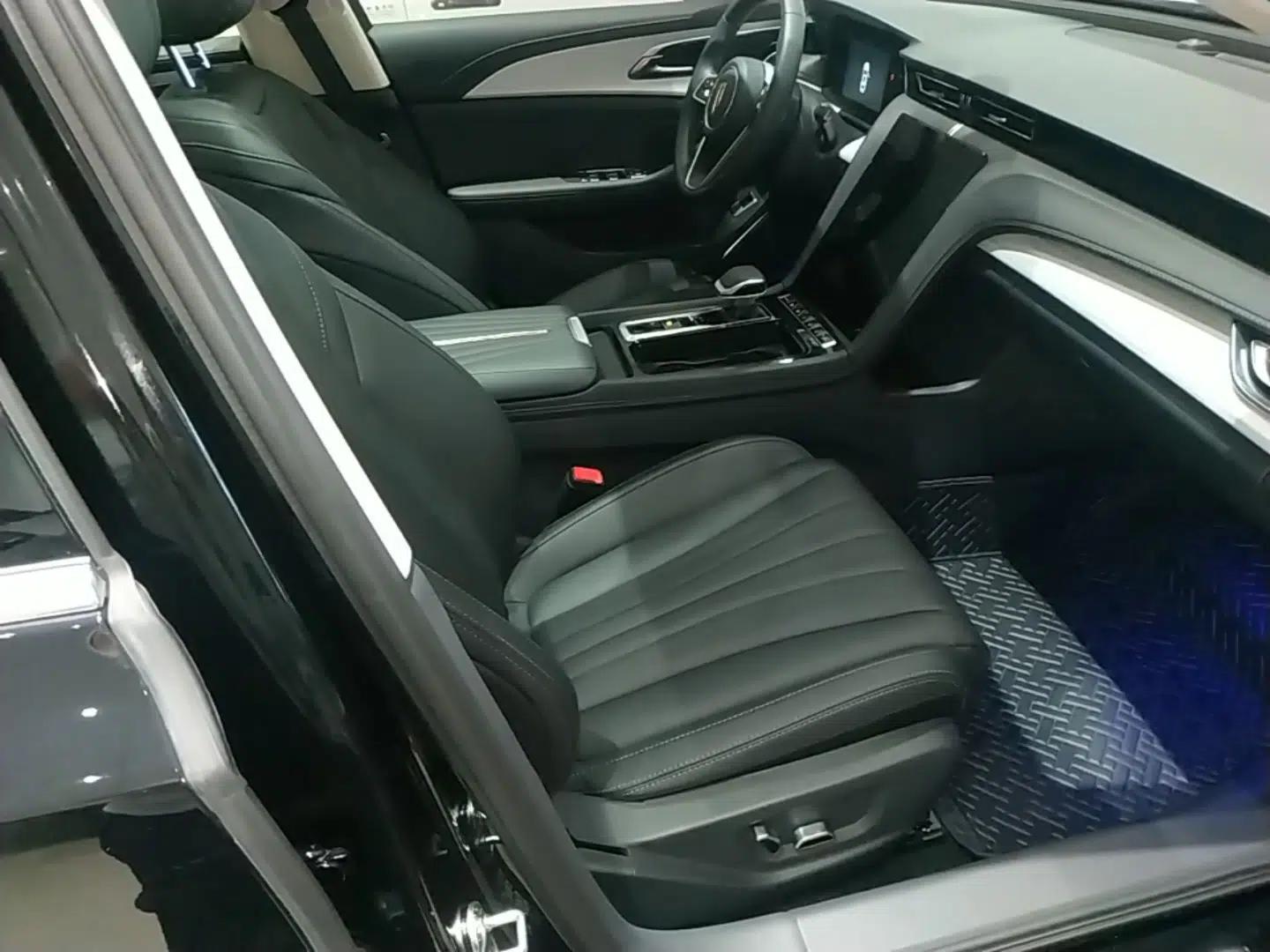 Hongqi H5 2025 1.5T DCT Qiyun 500 000th Unit Commemorative Edition — миниатюра 19