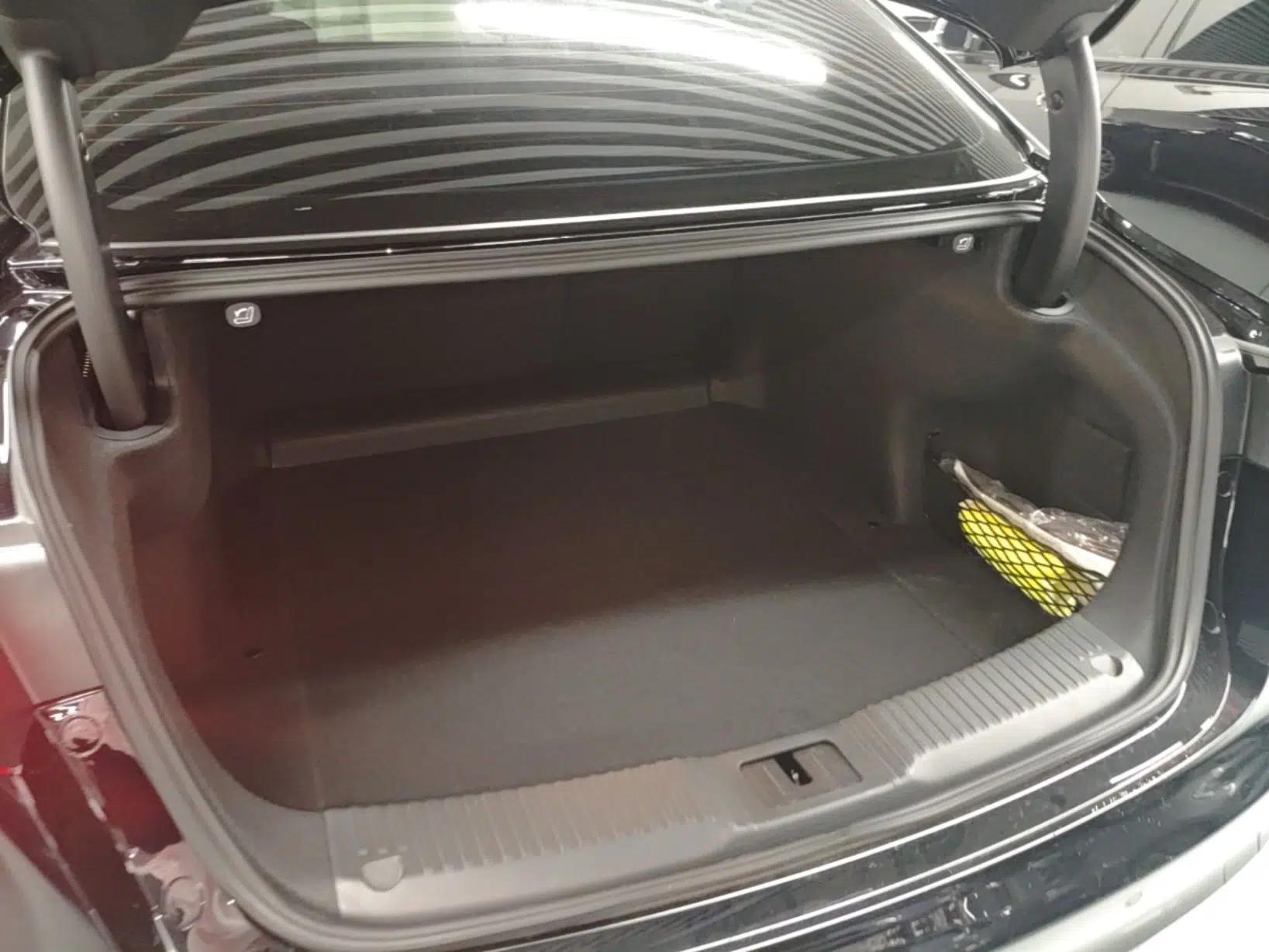 Hongqi H5 2024 1.5T DCT Smart Connect Flagship Edition — миниатюра 22