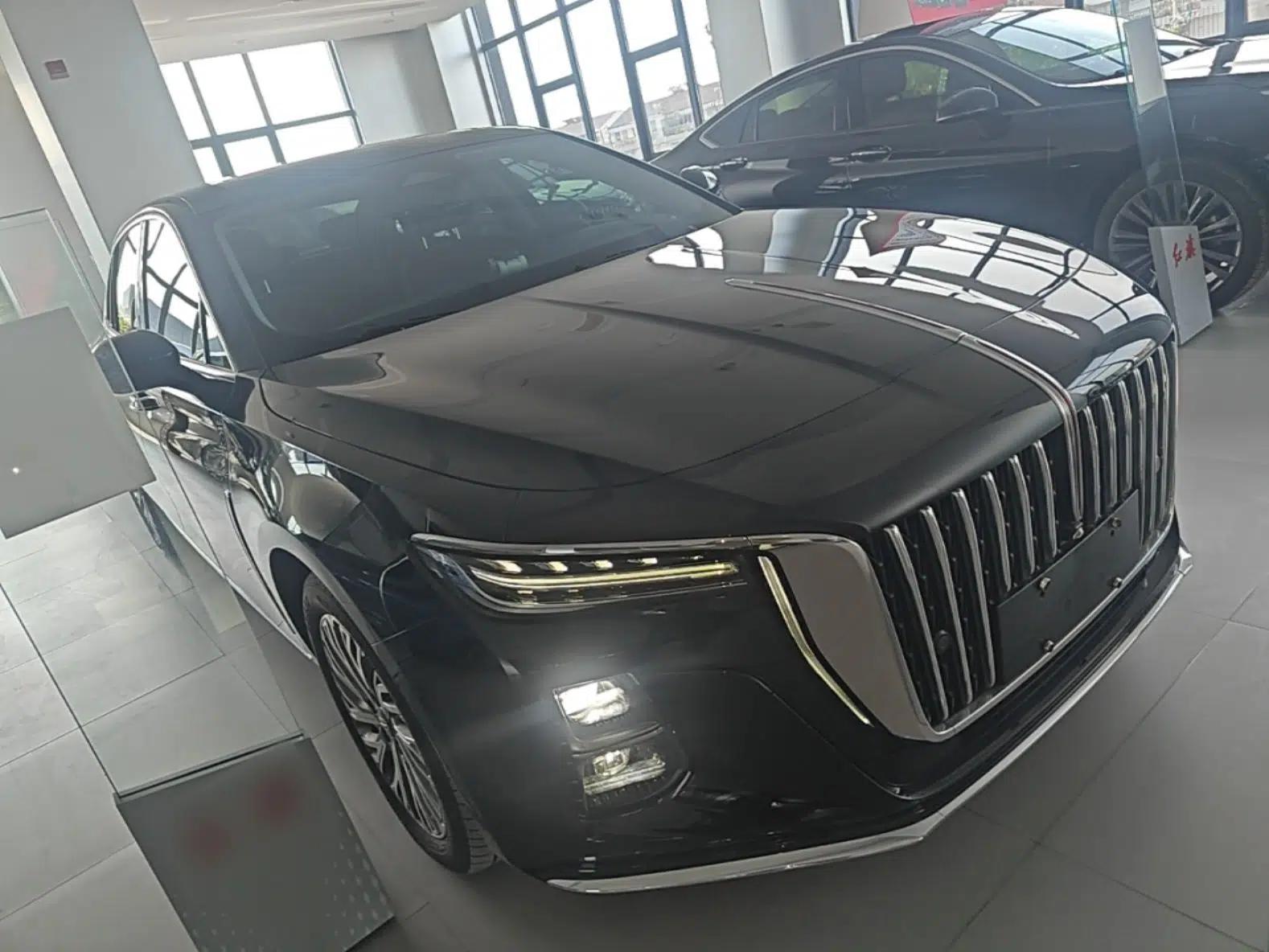 Hongqi H5 2023 1.5T HEV Smart Connect Flagship Edition — миниатюра 3