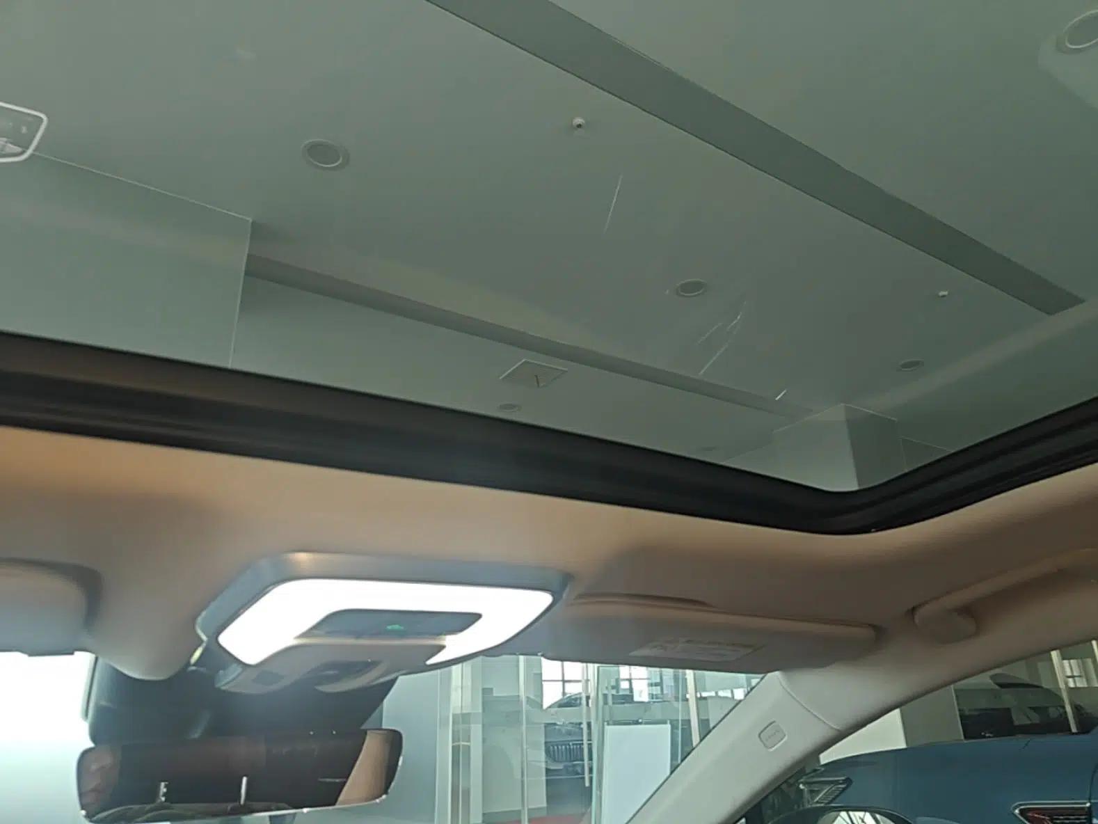 Hongqi H5 2023 1.5T HEV Smart Connect Flagship Edition — миниатюра 21