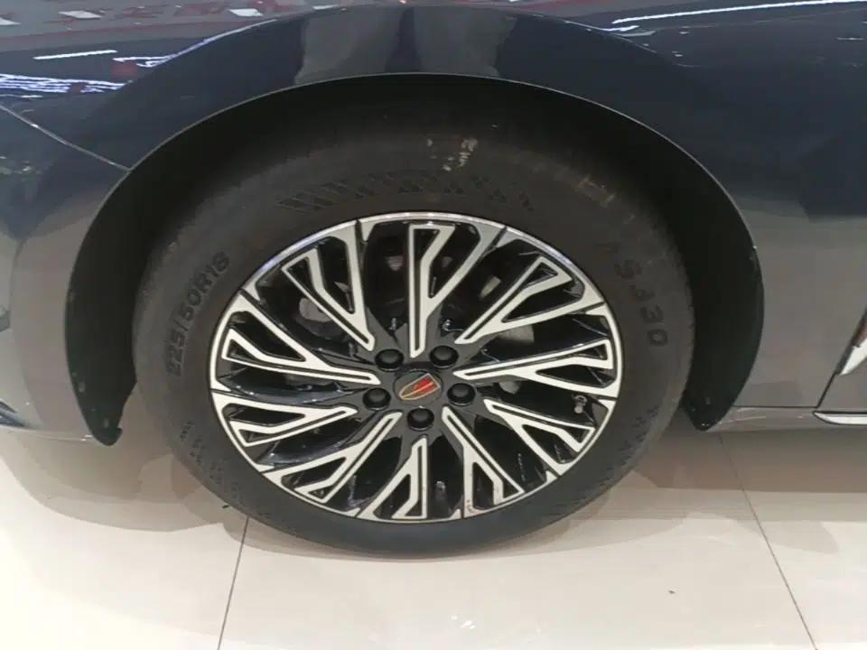 Hongqi H5 2024 2.0T Automatic Smart Connect Flagship Edition — миниатюра 10