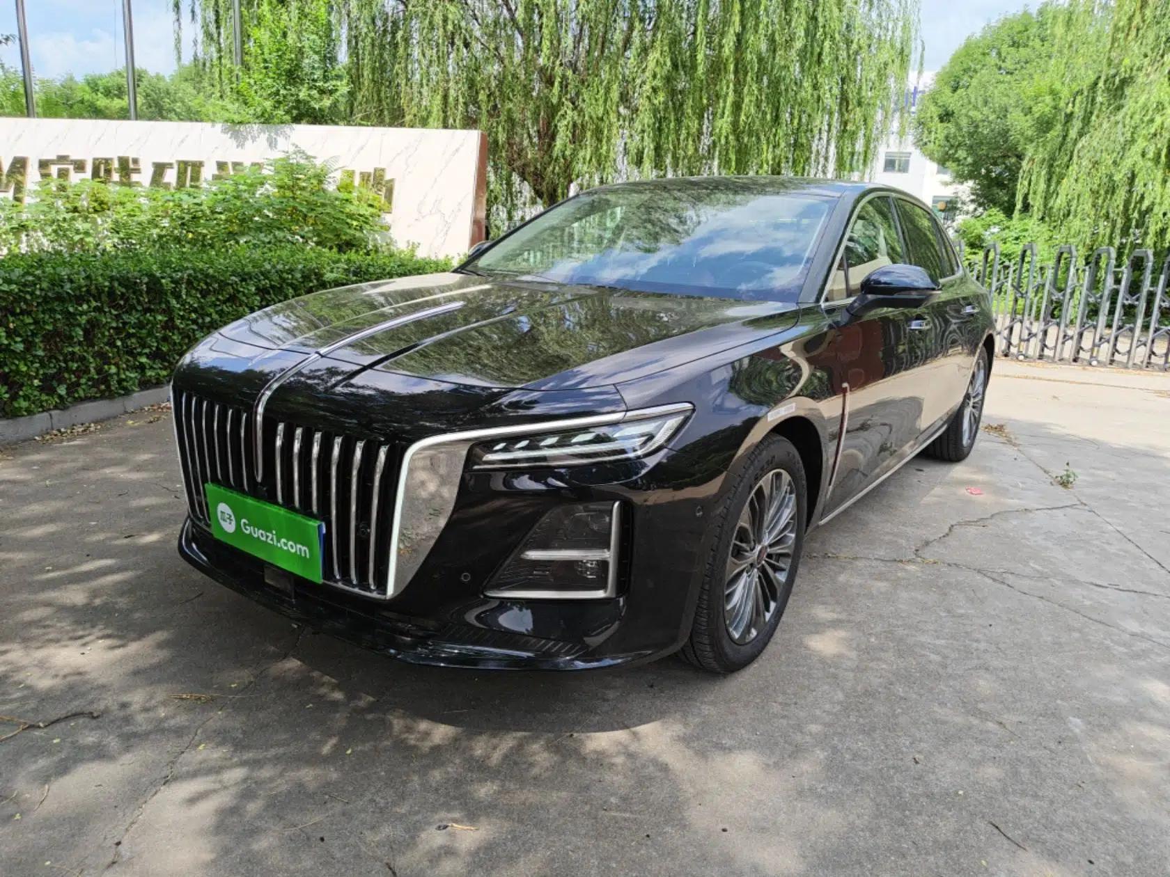 Hongqi H5 2026 Model 2.0T Automatic Qi Ling Pro Edition — миниатюра 1