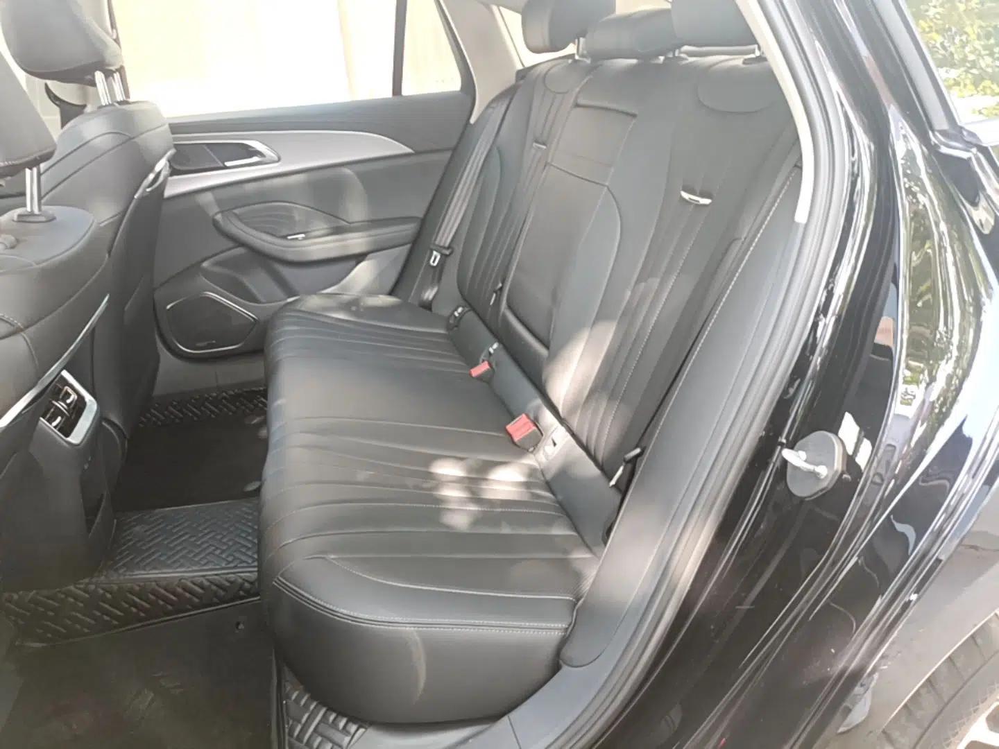 Hongqi H5 2023 1.5T DCT Smart Connect Flagship Edition — миниатюра 25
