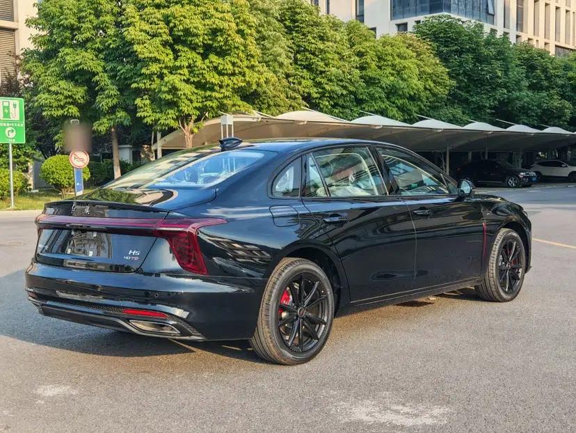Hongqi H5 2025 Model 2.0T Automatic Xuan Ying 2 Million Units Commemorative Edition — миниатюра 6