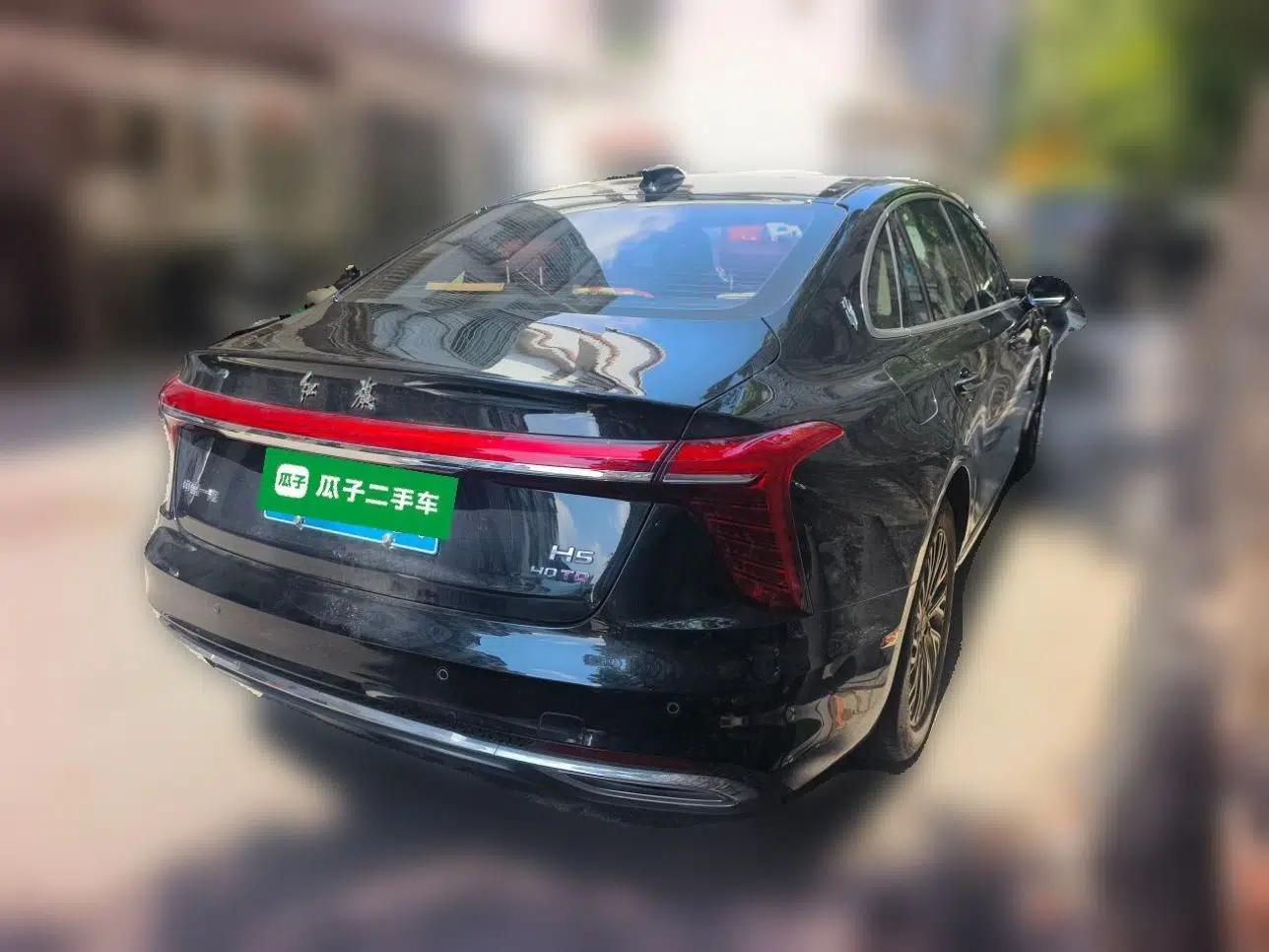 Hongqi H5 2024 2.0T Automatic Smart Connect Flagship Edition — миниатюра 6