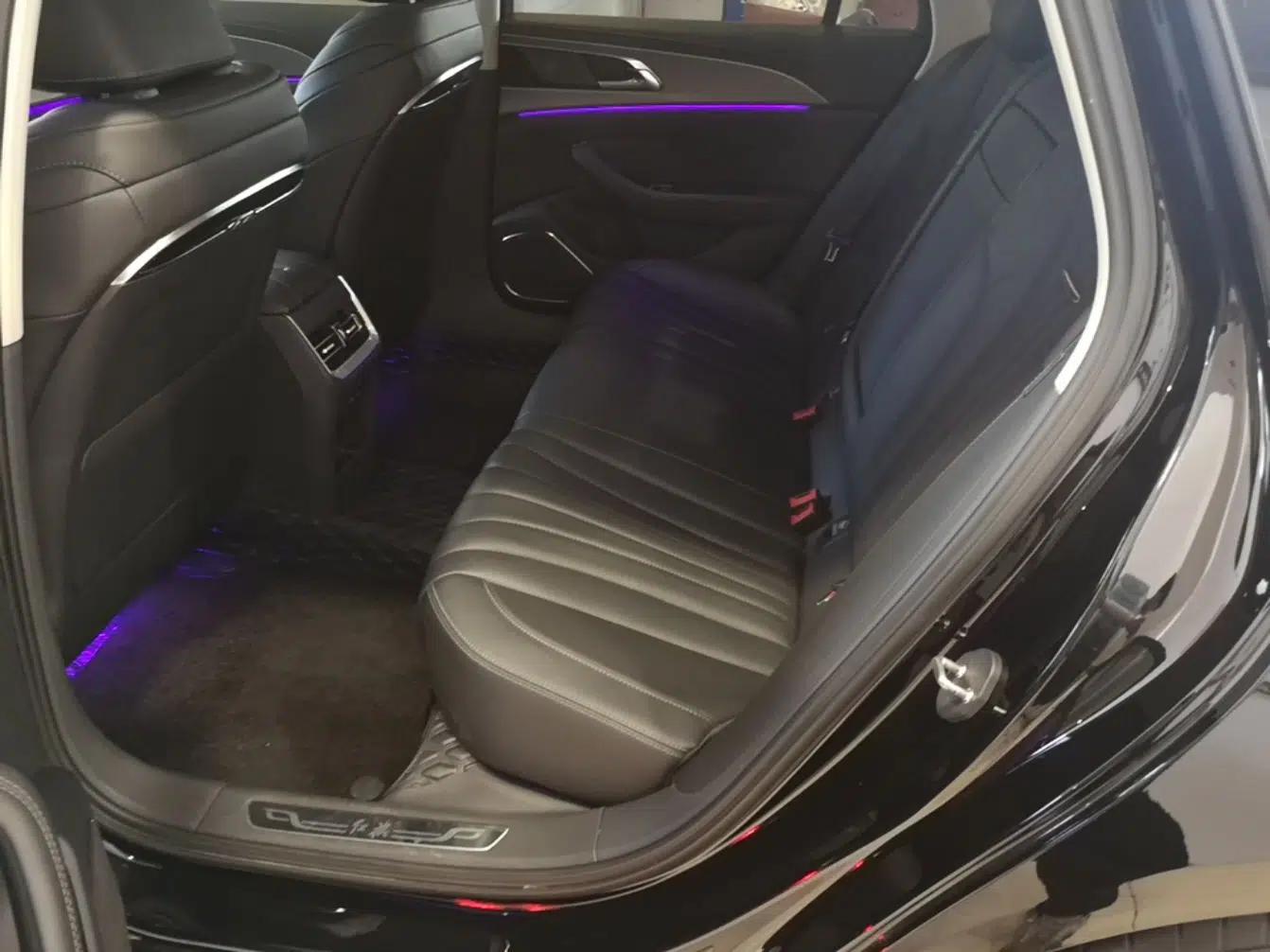 Hongqi H5 2024 2.0T Automatic Smart Connect Flagship Edition — миниатюра 20