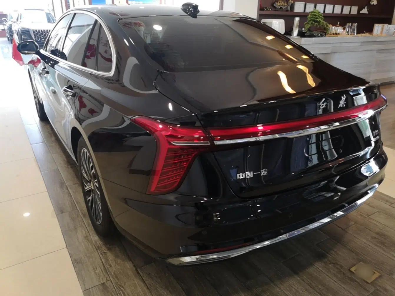 Hongqi H5 2024 2.0T Automatic Smart Connect Flagship Edition — миниатюра 4