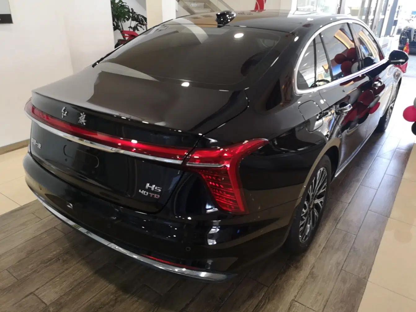 Hongqi H5 2024 2.0T Automatic Smart Connect Flagship Edition — миниатюра 6
